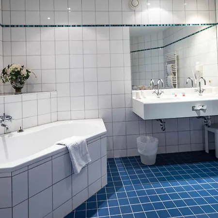 Hotell Amadeo Schaffenrath 4*