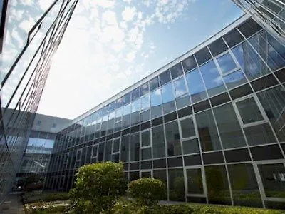 アマデオ シャッフェンラス 4*
