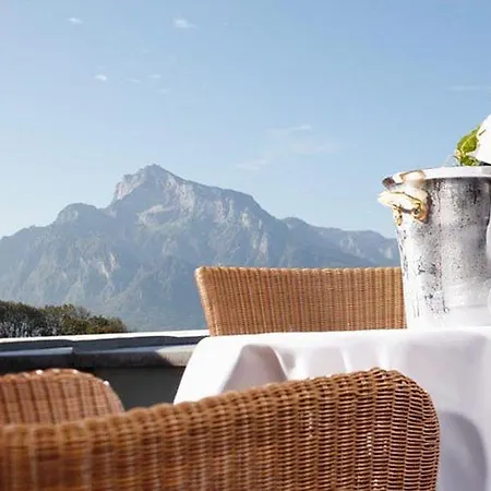 Hotell Amadeo Schaffenrath 4*