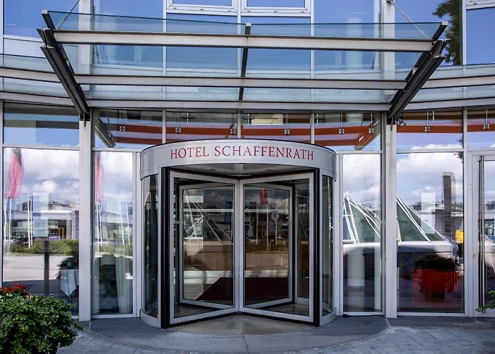 アマデオ シャッフェンラス 4*