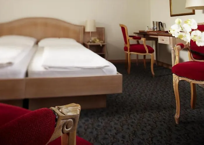 アマデオ シャッフェンラス ホテル