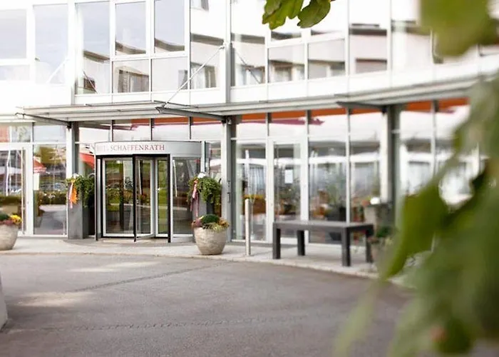 ホテル アマデオ シャッフェンラス